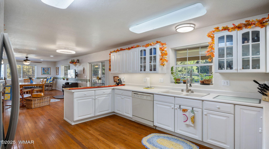 Country Kitchen