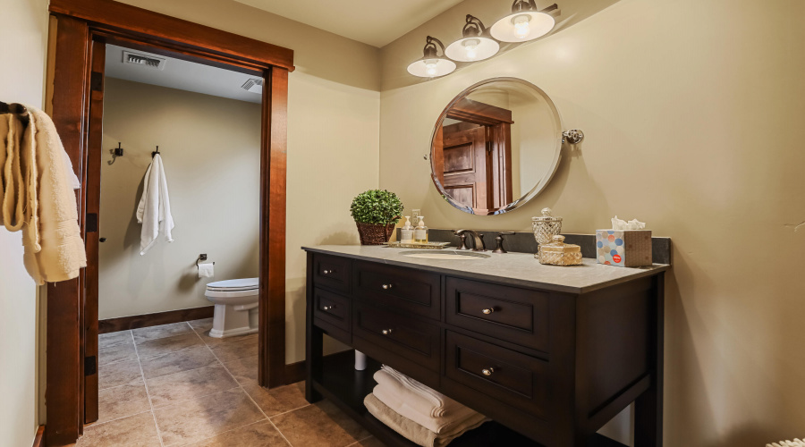 Upper Level Bathroom