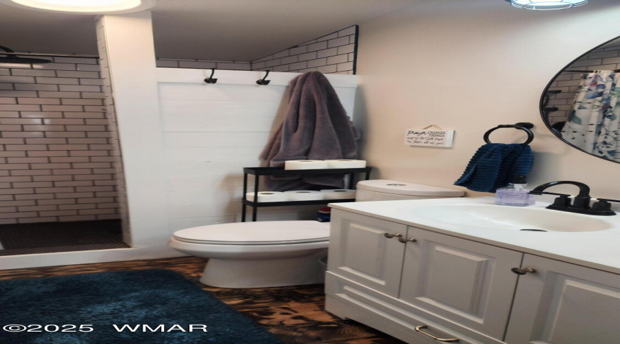 TRACEE REYNOLDS (16)