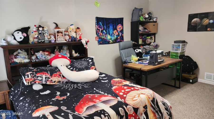 TRACEE REYNOLDS (28)