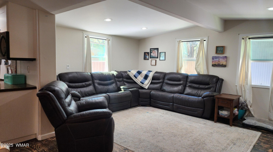 TRACEE REYNOLDS (56)