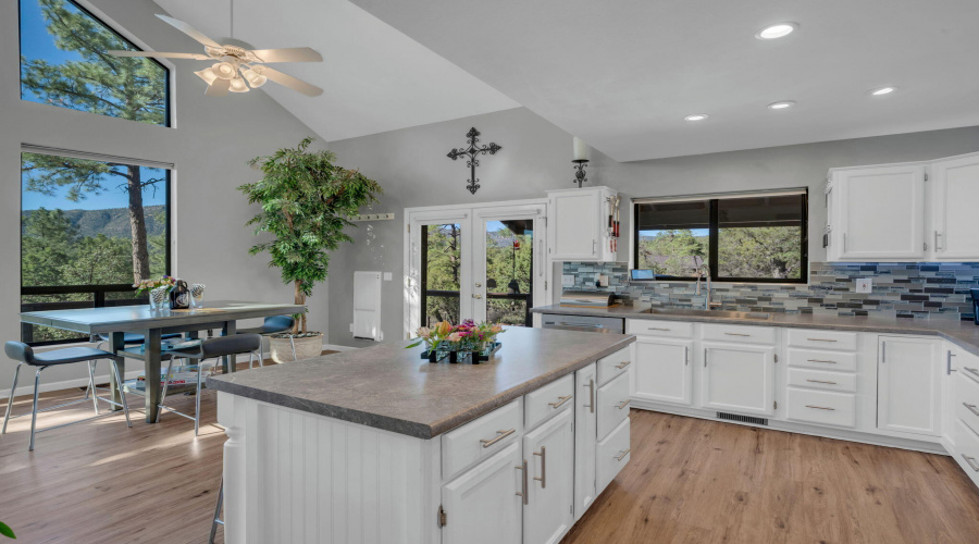 11-web-or-mls-TimberCreekImagery-22