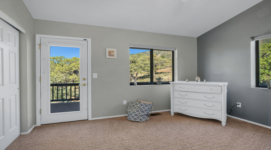 38-web-or-mls-TimberCreekImagery-44