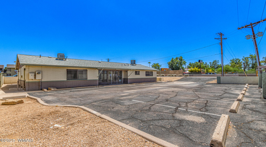 8545 N Black Canyon Highway-Phoenix, AZ