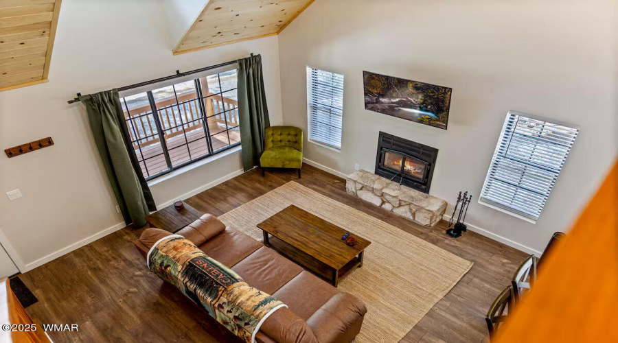 LIVING ROOM 2