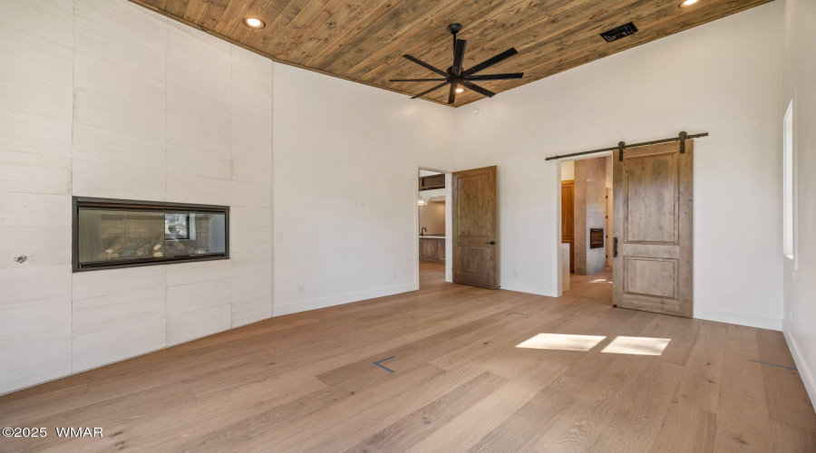 private fireplace and bathroom access