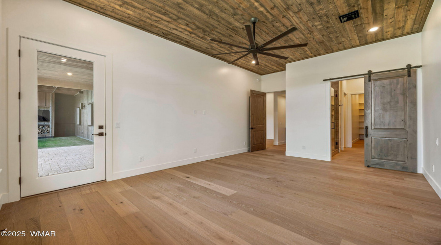 Lower Master to Patio
