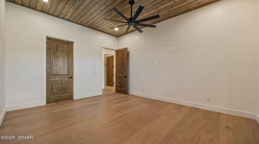 View toward closet & hallway