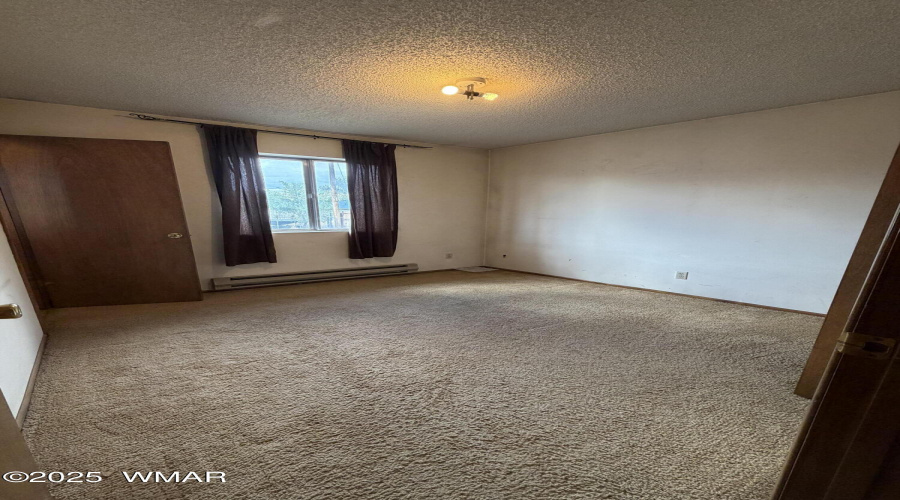 186 S. Brown, Eagar