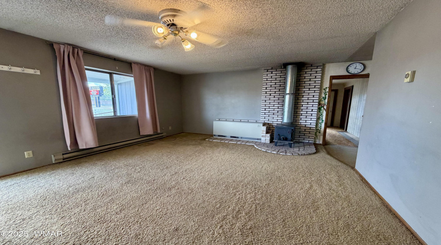 186 S. Brown, Eagar