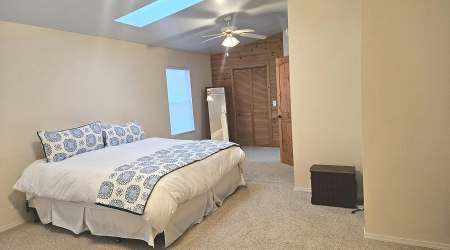 PRIMARY BEDROOM SUITE