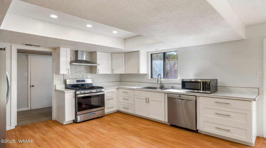 1095W7thLn-Eagar-AZ-10