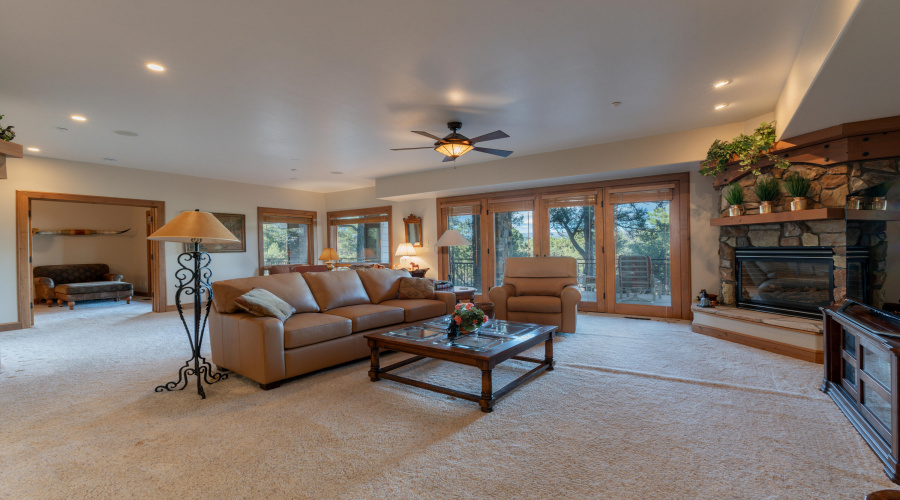 59-print-Grapevinev- Full Res-59