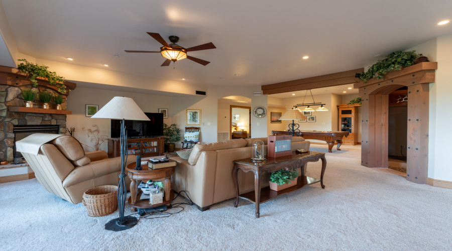 56-print-Grapevinev- Full Res-56