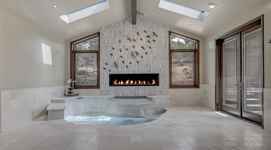 Built in Spa in Primary Bath