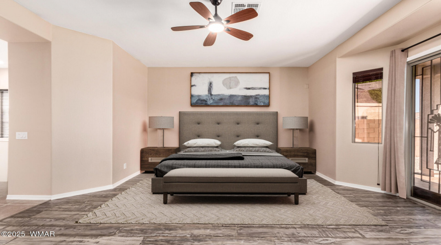 Master Bedroom (1)