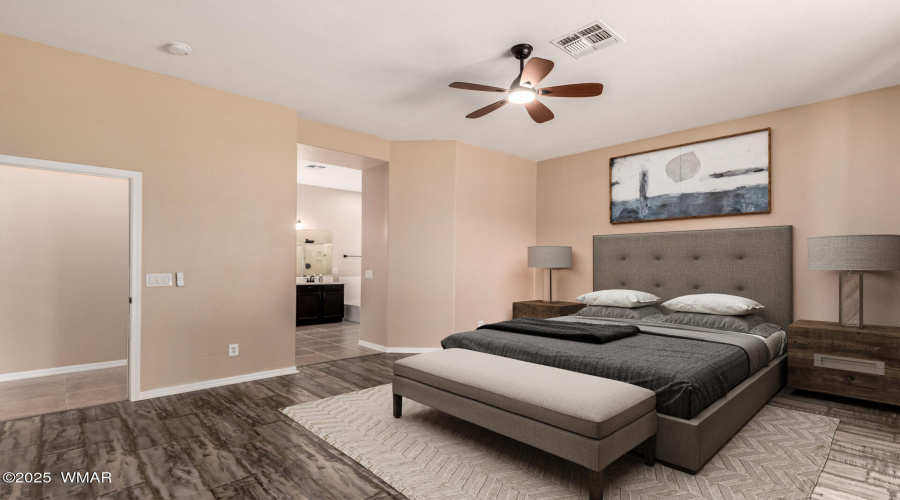 Master Bedroom (2)