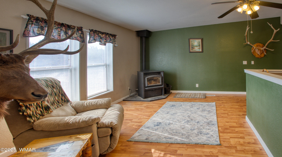 14 SITTING AREA