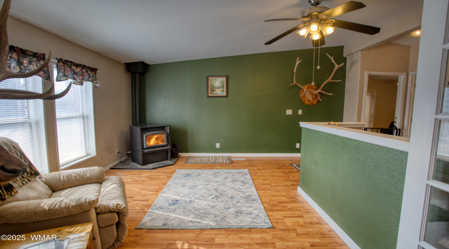 15 SITTING AREA