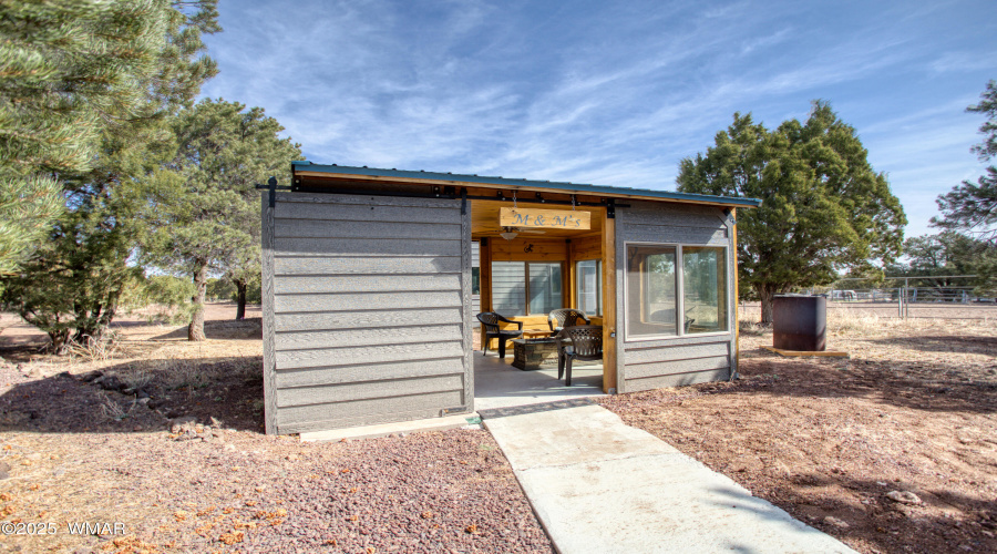 32 BBQ AREA