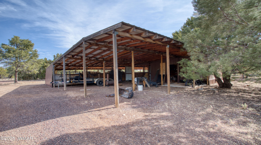 45 BARN-STALLS