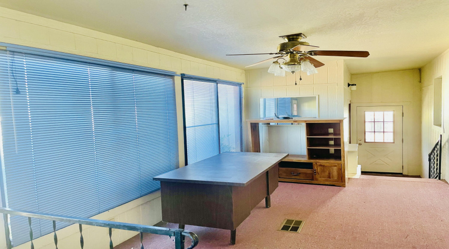 Additional sunroom/family/office