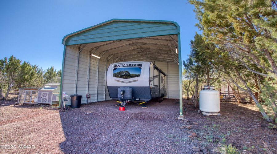 103553253-Paxmanphoto_PAX_7108