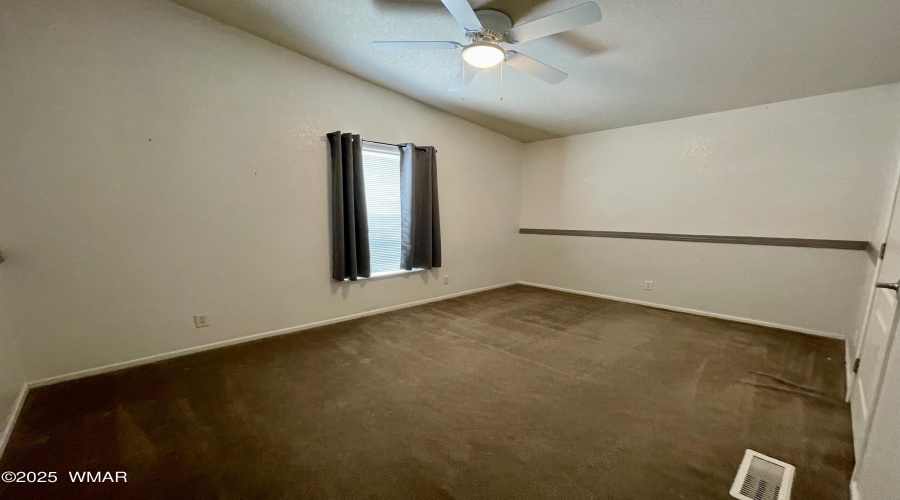 121 W. 10th, Eagar