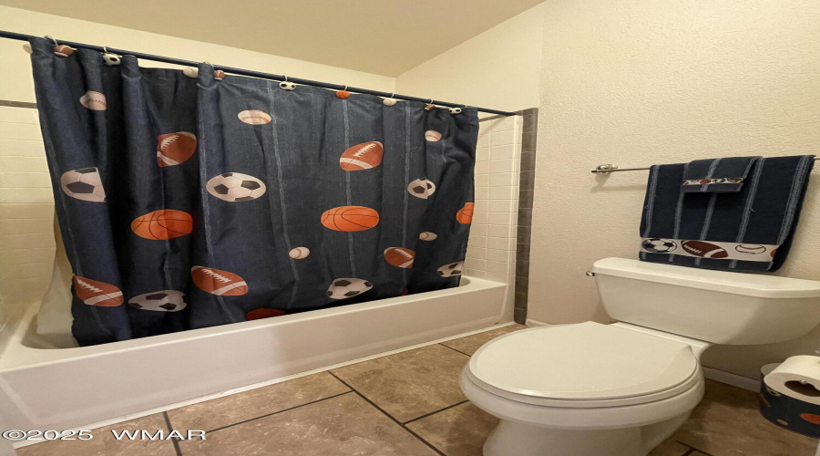 121 W. 10th, Eagar