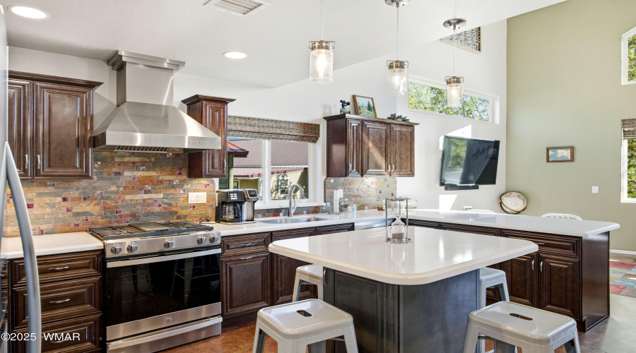 Kitchen 2