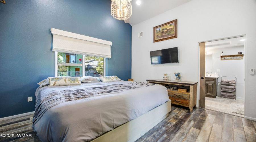 Main bedroom 2