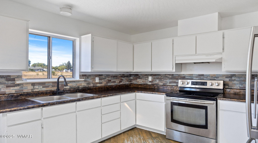 428SElCajonCir-EagarAZ-9