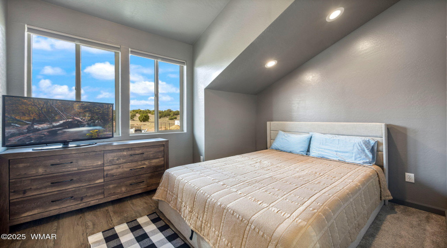 Living Quarters Above Shop-ShowLow-AZ-60