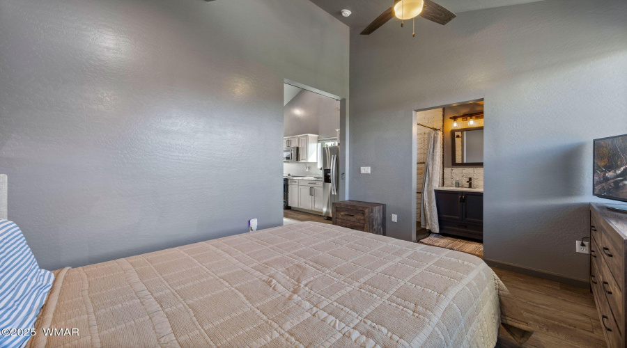 Living Quarters Above Shop-ShowLow-AZ-61