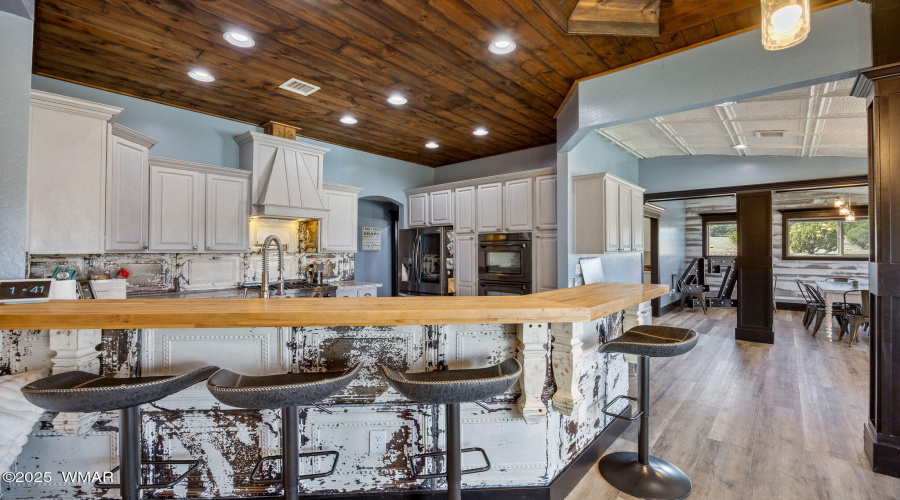 Kitchen Bar