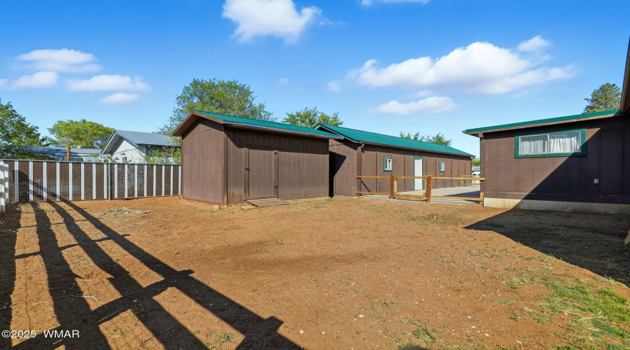 115NPimaDr-SpringervilleAZ-Exteriors-10