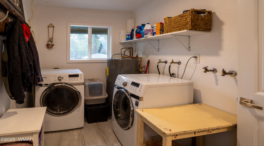 PAX_8166-HDR