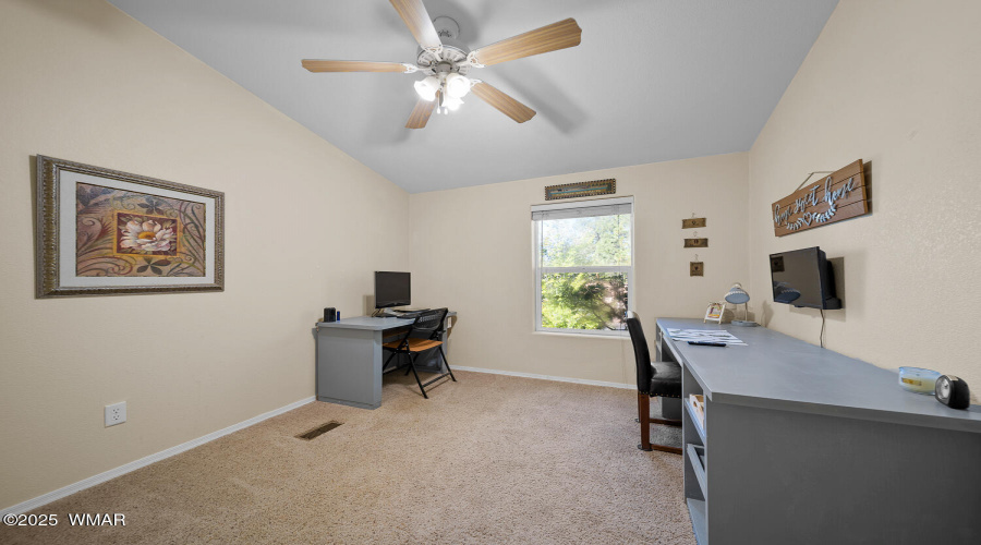 Bedroom 3/Office