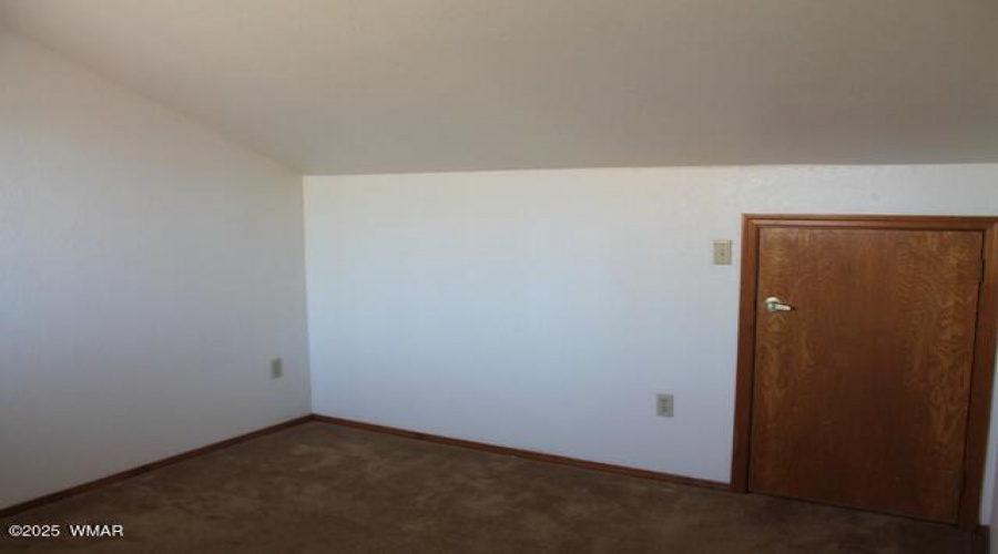 upstairs bedroom 2