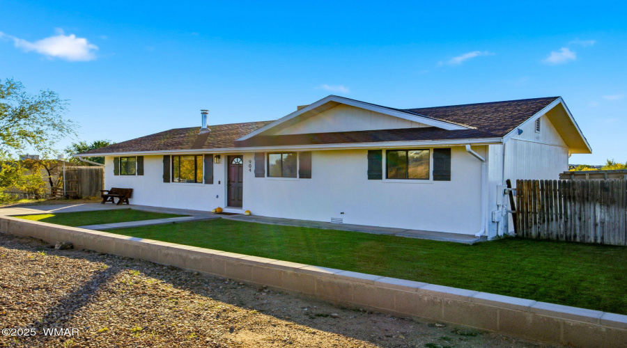 904ChollaBlvd-TaylorAZ-4