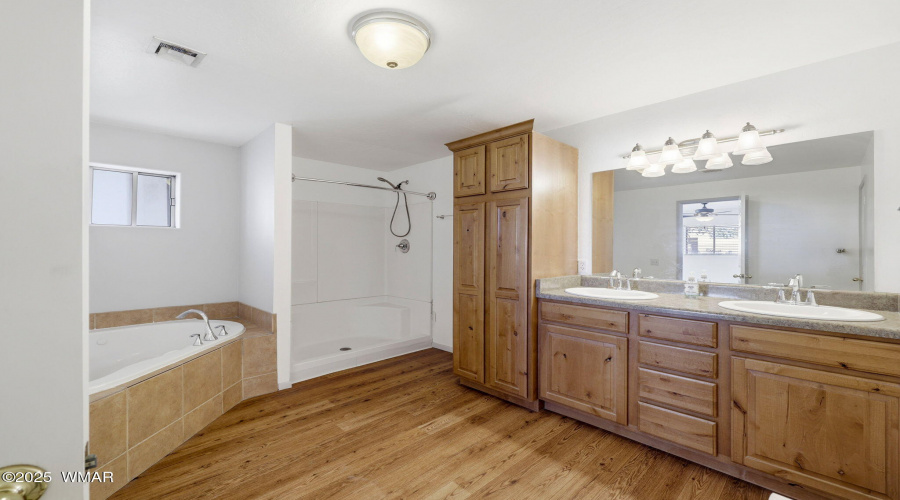 85NButlerSt-EagarAZ-13