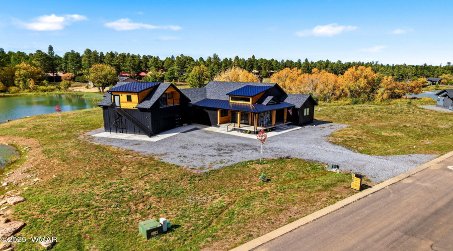 1620STorreonLakesDr-ShowLowAZ-Exterior-1