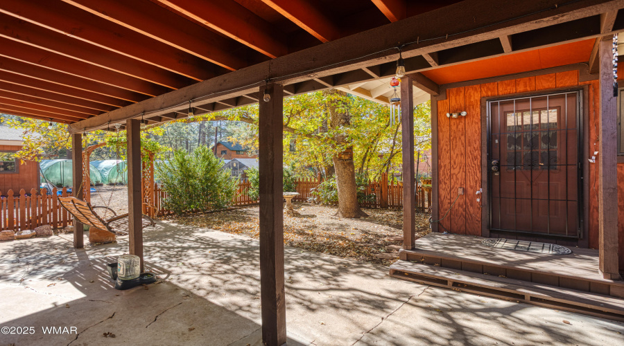 PAX_8884_AuroraHDR2019-edit