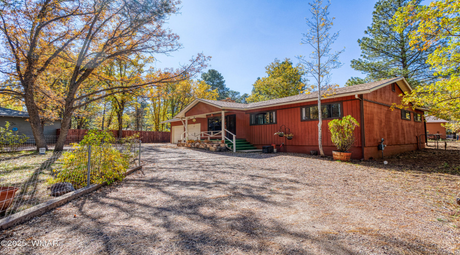 PAX_8887_AuroraHDR2019-edit-Edit