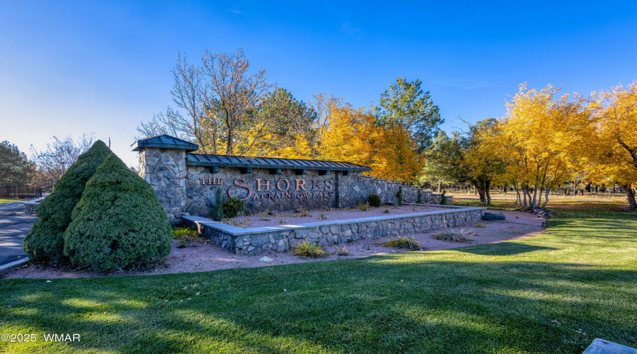 Entrance to The Shores